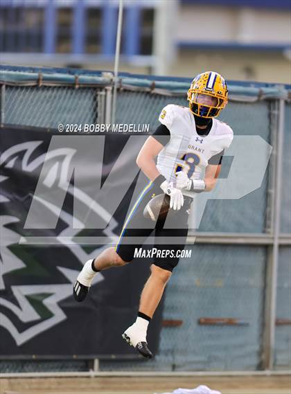 Thumbnail 2 in Grant @ Clovis East photogallery.