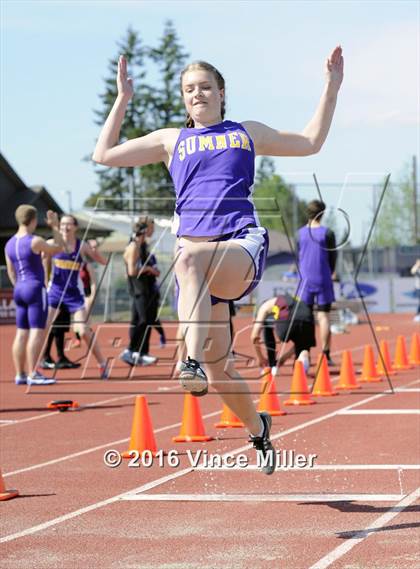 Thumbnail 2 in Sumner vs Enumclaw photogallery.