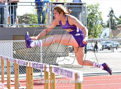 Thumbnail 2 in Sumner vs Enumclaw photogallery.
