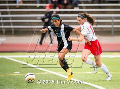 Thumbnail 3 in Regis Jesuit vs. Mountain Range (CHSAA 5A First Round) photogallery.