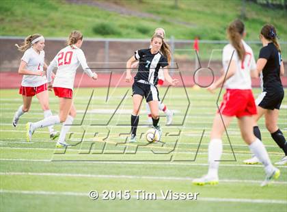 Thumbnail 3 in Regis Jesuit vs. Mountain Range (CHSAA 5A First Round) photogallery.