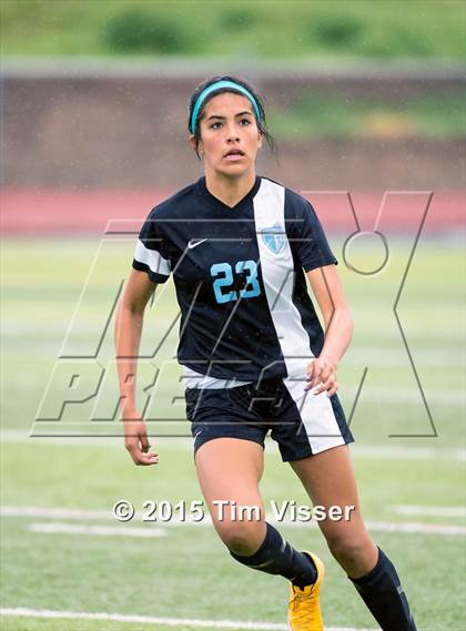 Thumbnail 2 in Regis Jesuit vs. Mountain Range (CHSAA 5A First Round) photogallery.