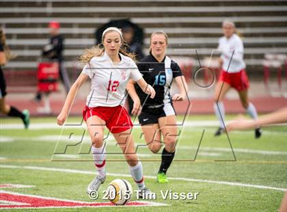 Thumbnail 1 in Regis Jesuit vs. Mountain Range (CHSAA 5A First Round) photogallery.