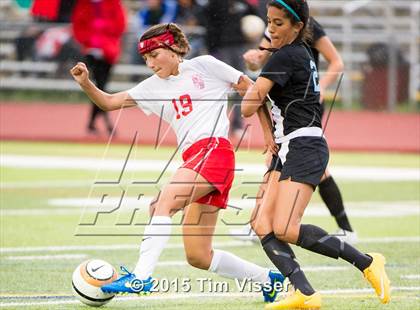 Thumbnail 1 in Regis Jesuit vs. Mountain Range (CHSAA 5A First Round) photogallery.