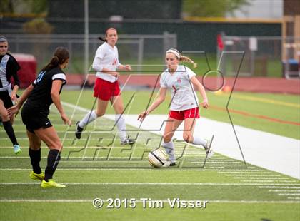 Thumbnail 2 in Regis Jesuit vs. Mountain Range (CHSAA 5A First Round) photogallery.