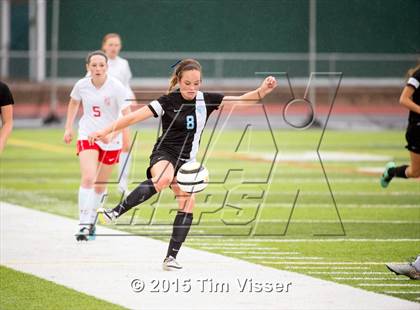 Thumbnail 2 in Regis Jesuit vs. Mountain Range (CHSAA 5A First Round) photogallery.