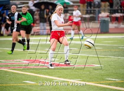 Thumbnail 1 in Regis Jesuit vs. Mountain Range (CHSAA 5A First Round) photogallery.