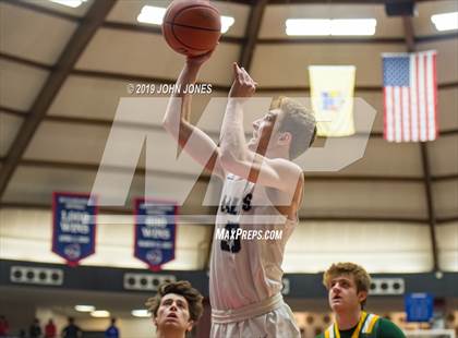 Thumbnail 2 in Middletown South vs. Red Bank Catholic (HoopGroup Boardwalk Showcase) photogallery.