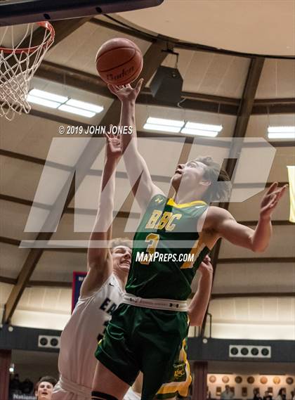 Thumbnail 3 in Middletown South vs. Red Bank Catholic (HoopGroup Boardwalk Showcase) photogallery.