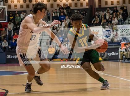 Thumbnail 2 in Middletown South vs. Red Bank Catholic (HoopGroup Boardwalk Showcase) photogallery.