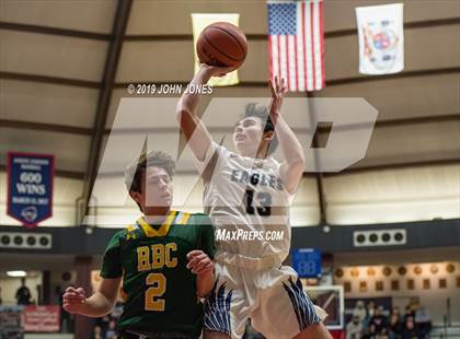 Thumbnail 2 in Middletown South vs. Red Bank Catholic (HoopGroup Boardwalk Showcase) photogallery.