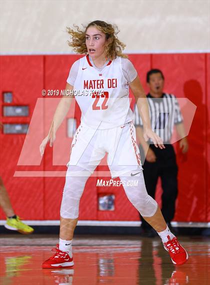 Thumbnail 2 in Mater Dei vs. Orangewood Academy (Battle at the Beach) photogallery.