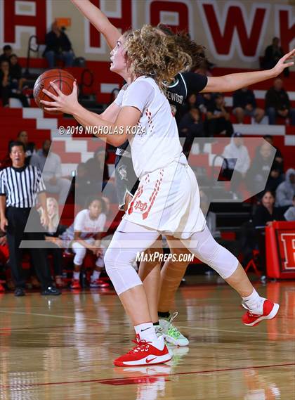 Thumbnail 1 in Mater Dei vs. Orangewood Academy (Battle at the Beach) photogallery.