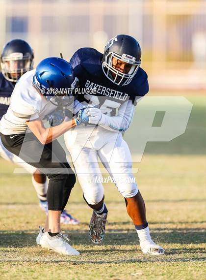 Thumbnail 3 in Frontier @ Bakersfield photogallery.