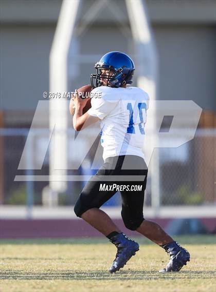 Thumbnail 2 in Frontier @ Bakersfield photogallery.