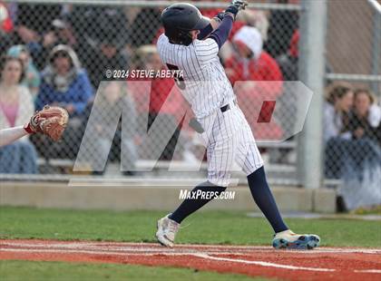 Thumbnail 1 in Regis Jesuit @ Legend photogallery.