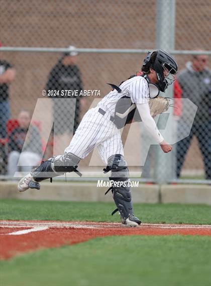 Thumbnail 2 in Regis Jesuit @ Legend photogallery.