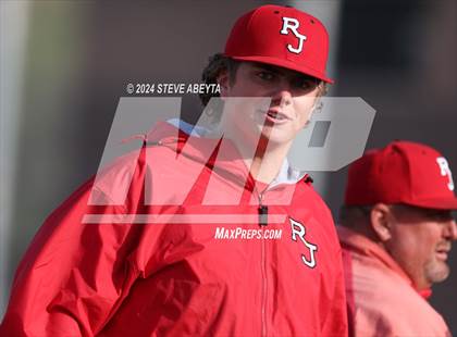 Thumbnail 3 in Regis Jesuit @ Legend photogallery.