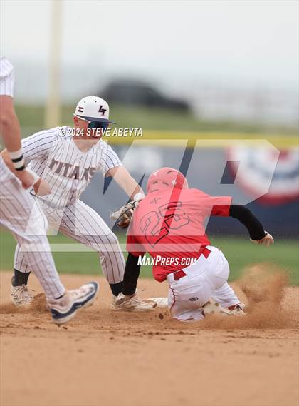 Thumbnail 3 in Regis Jesuit @ Legend photogallery.