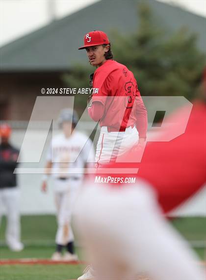 Thumbnail 1 in Regis Jesuit @ Legend photogallery.