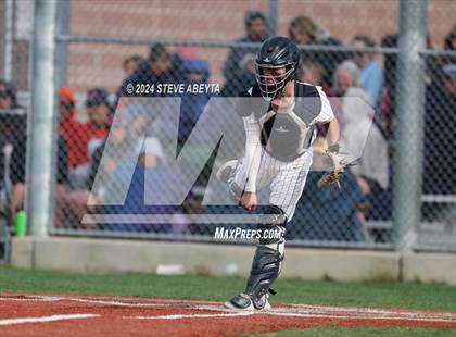 Thumbnail 3 in Regis Jesuit @ Legend photogallery.