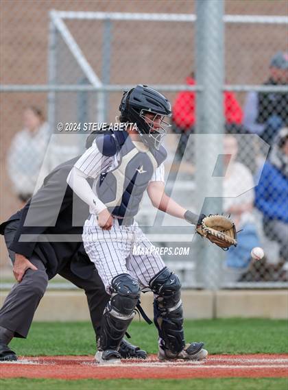 Thumbnail 1 in Regis Jesuit @ Legend photogallery.