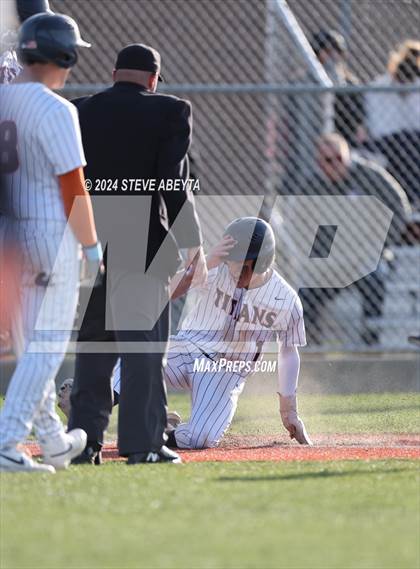 Thumbnail 1 in Regis Jesuit @ Legend photogallery.