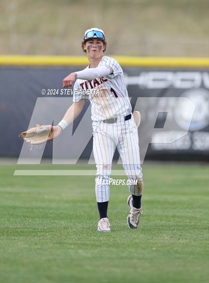 Thumbnail 3 in Regis Jesuit @ Legend photogallery.