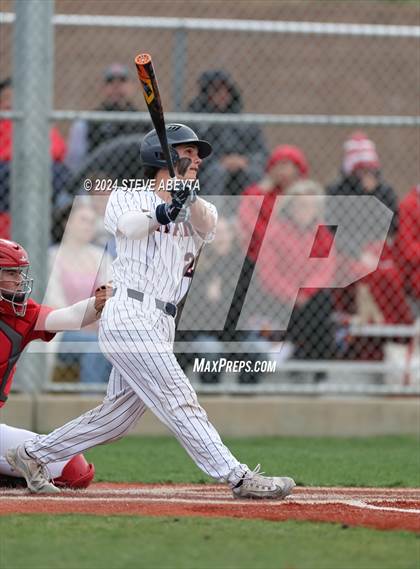 Thumbnail 2 in Regis Jesuit @ Legend photogallery.