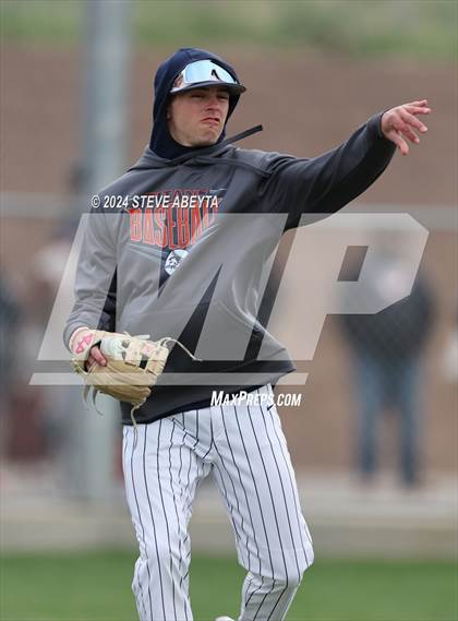 Thumbnail 2 in Regis Jesuit @ Legend photogallery.