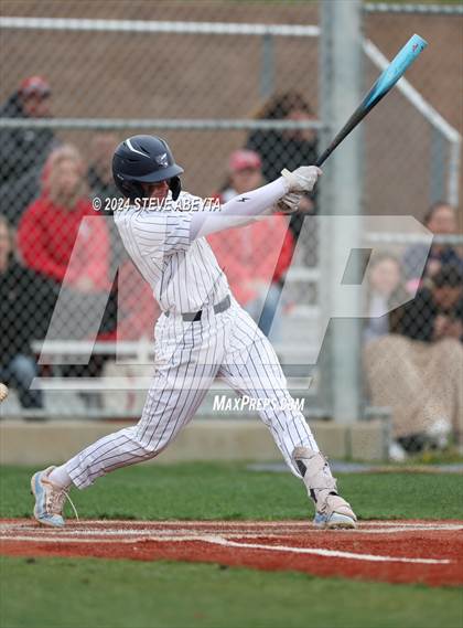 Thumbnail 3 in Regis Jesuit @ Legend photogallery.