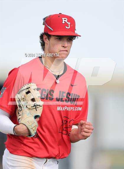 Thumbnail 2 in Regis Jesuit @ Legend photogallery.