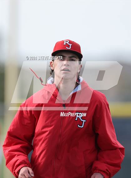 Thumbnail 3 in Regis Jesuit @ Legend photogallery.