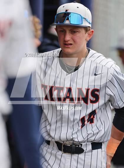 Thumbnail 1 in Regis Jesuit @ Legend photogallery.