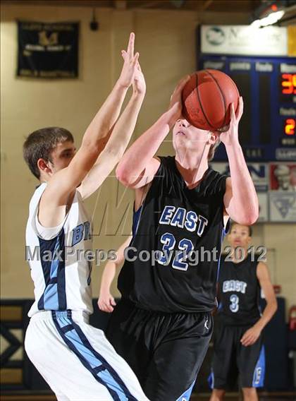 Thumbnail 2 in Central Hardin vs. East Jessamine (Lloyd Memorial Classic) photogallery.