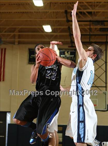 Thumbnail 3 in Central Hardin vs. East Jessamine (Lloyd Memorial Classic) photogallery.