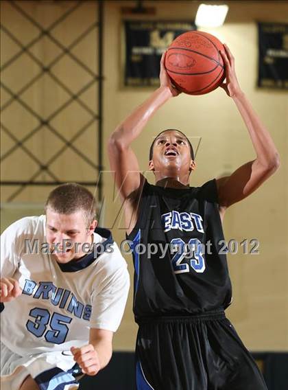 Thumbnail 2 in Central Hardin vs. East Jessamine (Lloyd Memorial Classic) photogallery.