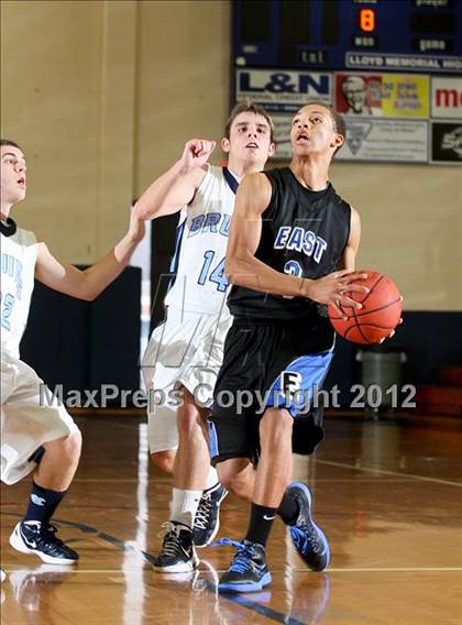 Thumbnail 3 in Central Hardin vs. East Jessamine (Lloyd Memorial Classic) photogallery.