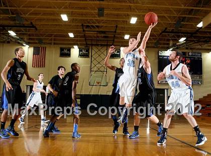 Thumbnail 3 in Central Hardin vs. East Jessamine (Lloyd Memorial Classic) photogallery.