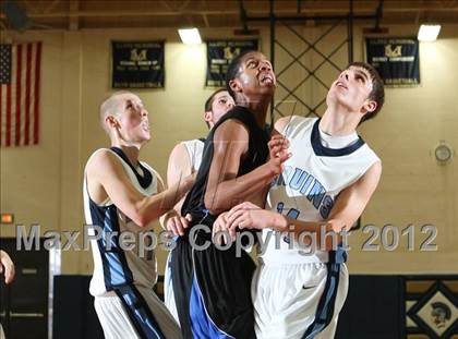 Thumbnail 2 in Central Hardin vs. East Jessamine (Lloyd Memorial Classic) photogallery.