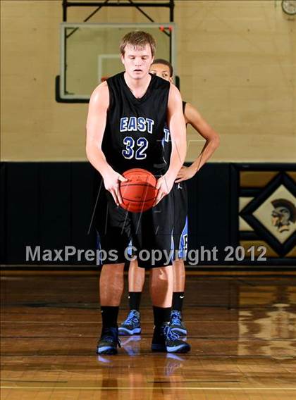 Thumbnail 1 in Central Hardin vs. East Jessamine (Lloyd Memorial Classic) photogallery.