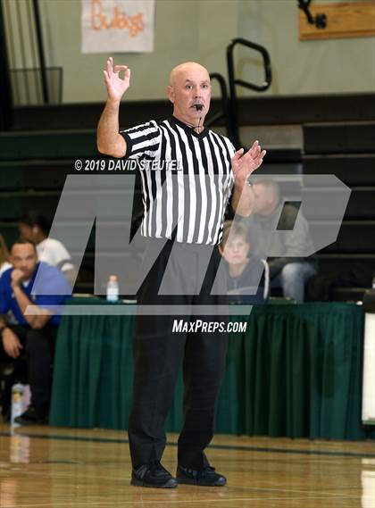 Thumbnail 3 in Sutter vs. Davis (Ram Jam Winter Classic) photogallery.