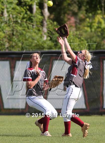 Thumbnail 3 in White Knoll @ Wando photogallery.