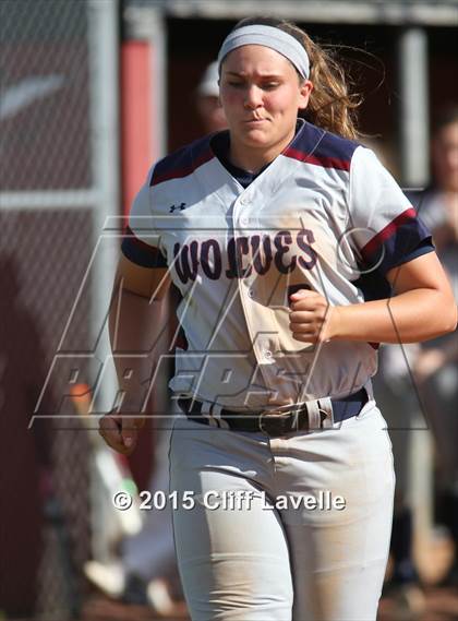 Thumbnail 2 in White Knoll @ Wando photogallery.