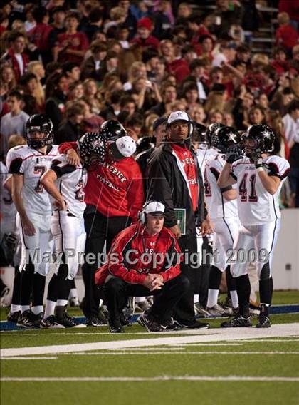 Thumbnail 2 in St. John's vs. Kinkaid photogallery.