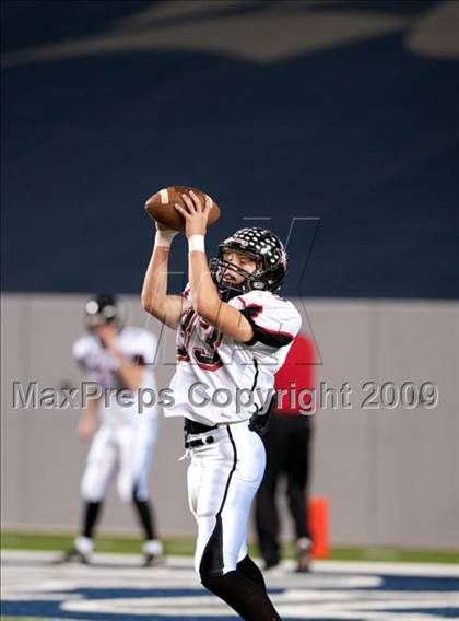 Thumbnail 2 in St. John's vs. Kinkaid photogallery.