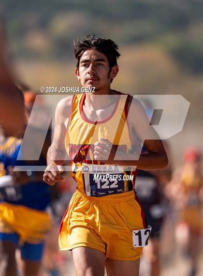 Thumbnail 2 in CHSAA 2A Cross Country Final photogallery.
