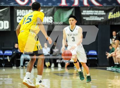 Thumbnail 2 in De La Salle vs. Damien (MaxPreps MLK Classic) photogallery.
