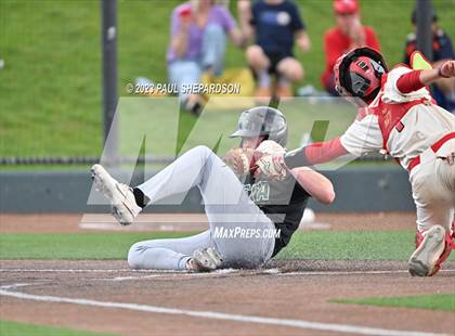 Thumbnail 2 in Regis Jesuit vs. Mountain Vista (CHSAA 5A State - 2nd Round) photogallery.