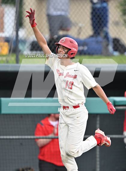 Thumbnail 3 in Regis Jesuit vs. Mountain Vista (CHSAA 5A State - 2nd Round) photogallery.
